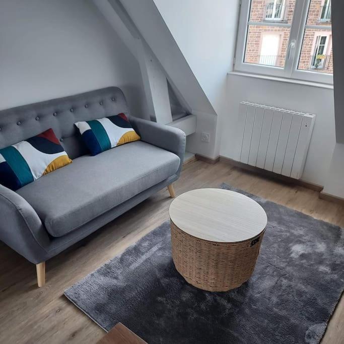 Bel Appartement F2 Hyper Centre Refait A Neuf Coutances Eksteriør billede